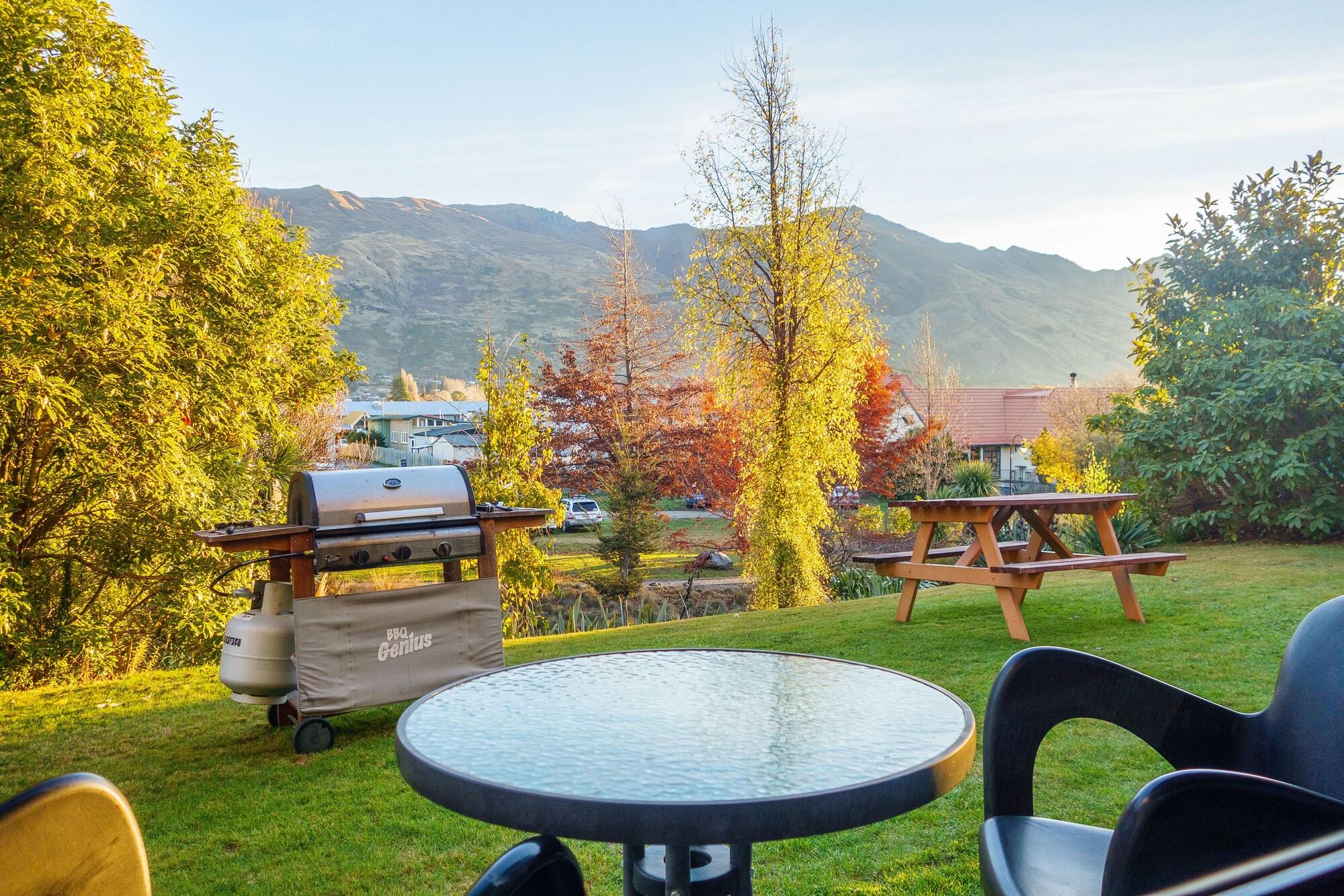 Asure Brookvale Motel วานากา ภายนอก รูปภาพ